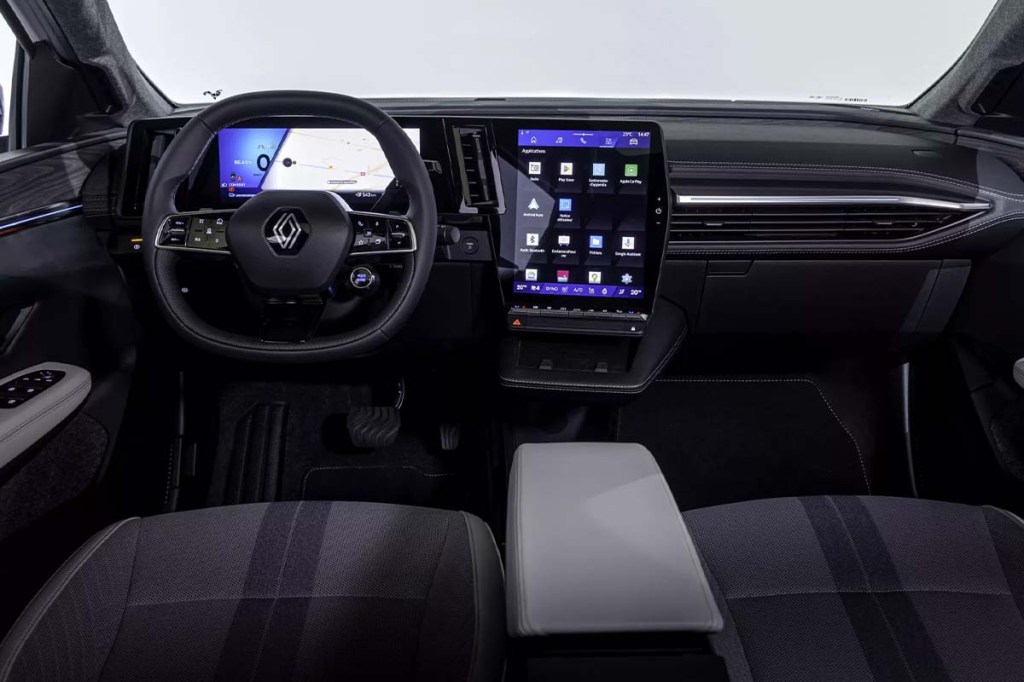 Blick aufs Cockpit beim Renault Scenic E-Tech Electric
