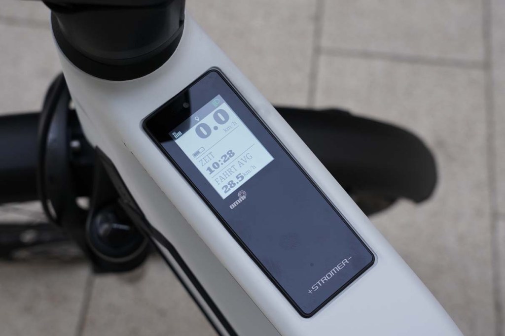 Display, im Rahmen verbaut, am S-Pedelec von Stromer