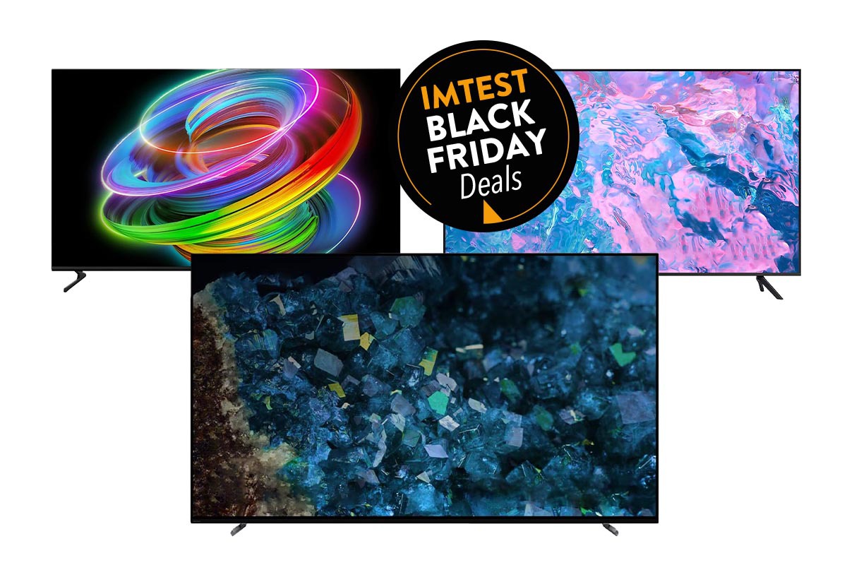 Drei Premium-TVs auf Standfüßen zu Dreieck angeordnet mit bunten Bildschirmen auf weißem Hintergrund mit schwarzem button "IMTEST Black Friday Deals" oben rechts