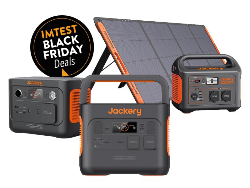 Jackery Produkte auf weißem Grund.