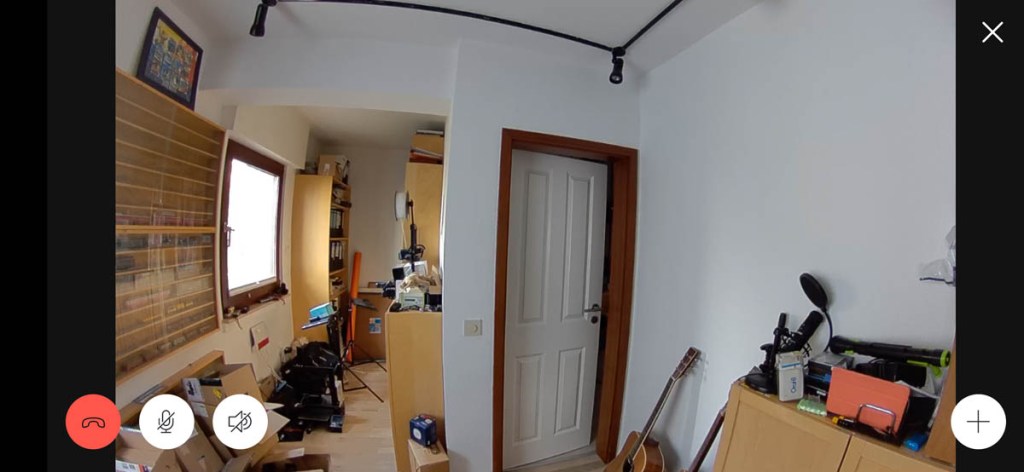 Vergleichsbild der Ring beider Indoor-WLAN-Kameras 