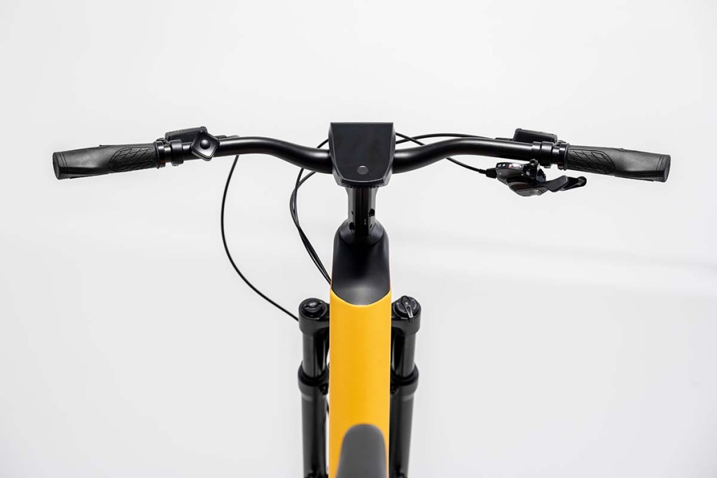 Blick auf den Lenker eines E-Bikes