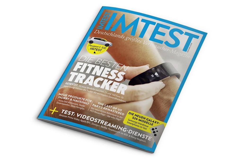 Cover der IMTEST-Ausgabe 2/24, man sieht einen Arm mit Fitnesstracker.
