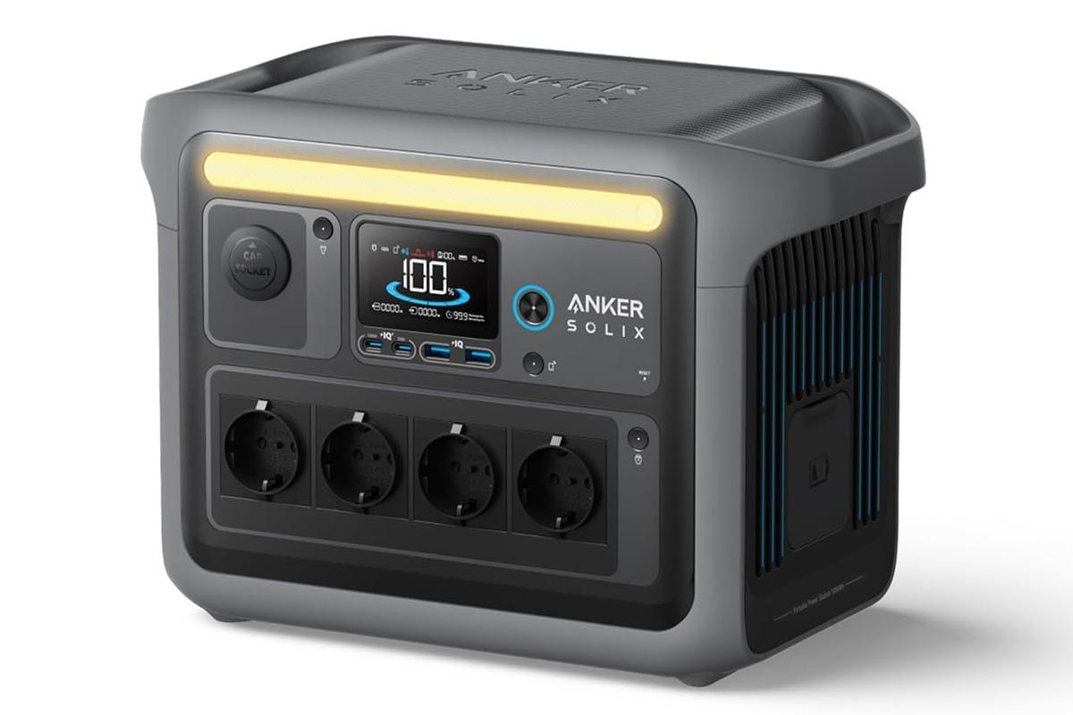 Die Anker Solix C1000 auf weißem Grund.
