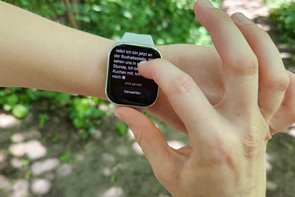 Smartwatch am Handgelenk